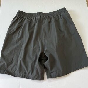 Rhone Athletic Pull On Shorts Size Large Gray Lined